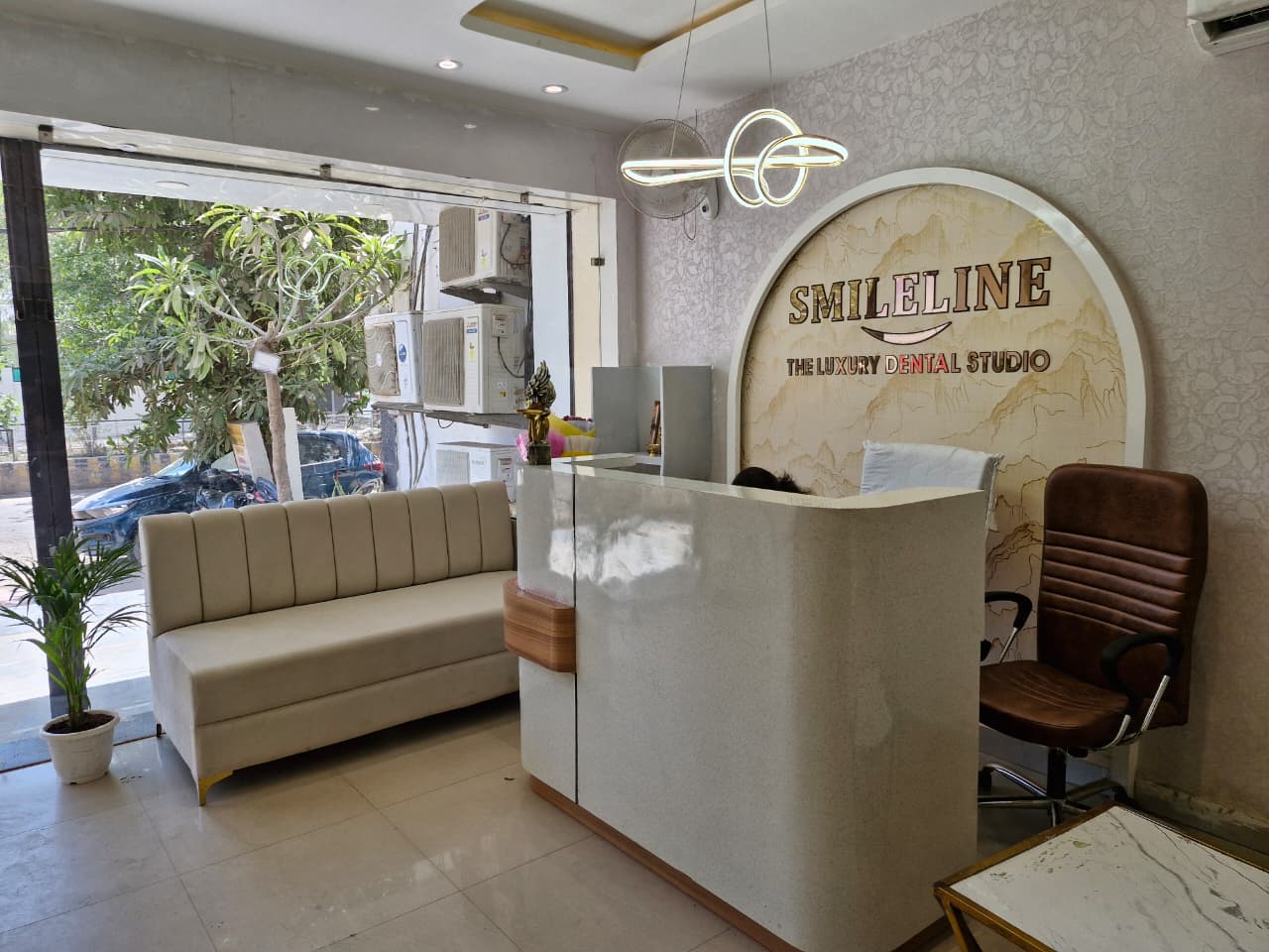 Smileline Dental Studio