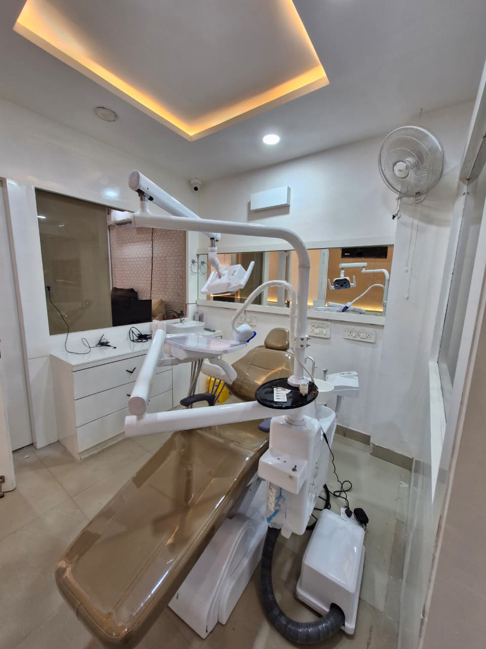 About Smileline Dental Studio
